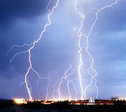 300px-Lightning3